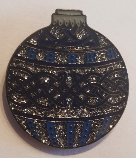 Datei:Kugel2021 12FrauFrodo.jpg